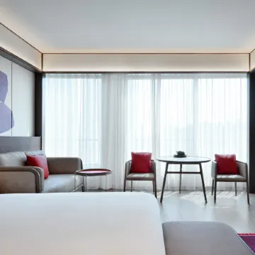 JOYA Hotel Shanghai Gubei Отели рядом с достопримечательностью «Чаннин»