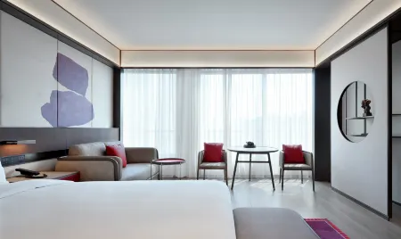 JOYA Hotel Shanghai Gubei Отели рядом с достопримечательностью «Пунг-Бич Наньфэн Сити»