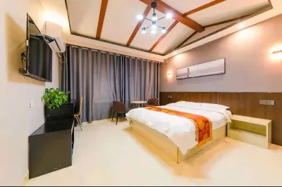 Zouping Yunling Business Hotel (Zhouzhou Road Baiyun Yilu)