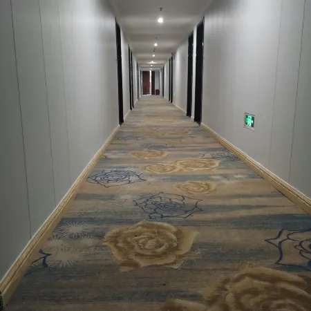 Xinyu Peninsula Business Hotel