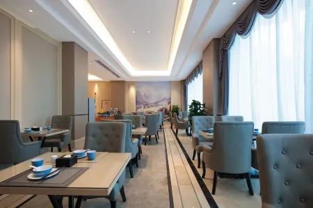 VIENNA HOTEL (CHANGSHA YUELU MOUNTIAN UNIVERSITY CITY XIHU PAKE) Отели рядом с достопримечательностью «Hunan University (Career School District)»