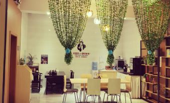 7 Days Inn (Zhongshan Xiaolan Gaosha Avenue) - Housity
