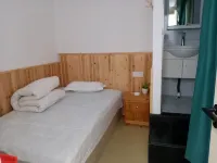 Hailin Holiday Hotel Hotel di Hailin City Erlang River Scenic Aera