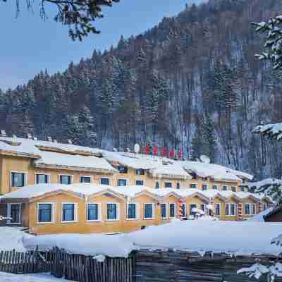 雪鄉雪蘑菇酒店（雪鄉景區店） Hotel Exterior