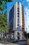 Denart Hotel のホテル