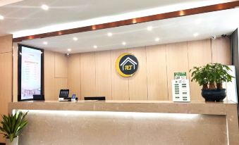 Ruit Hotel (Baixian Square Polka Branch)