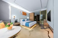 Tianyun Hotel Hotels in Songming