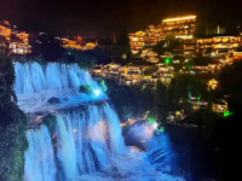 Shiercheng·Pushangxian Inn (Furong Town Great Waterfall) Hôtels à : Yongshun