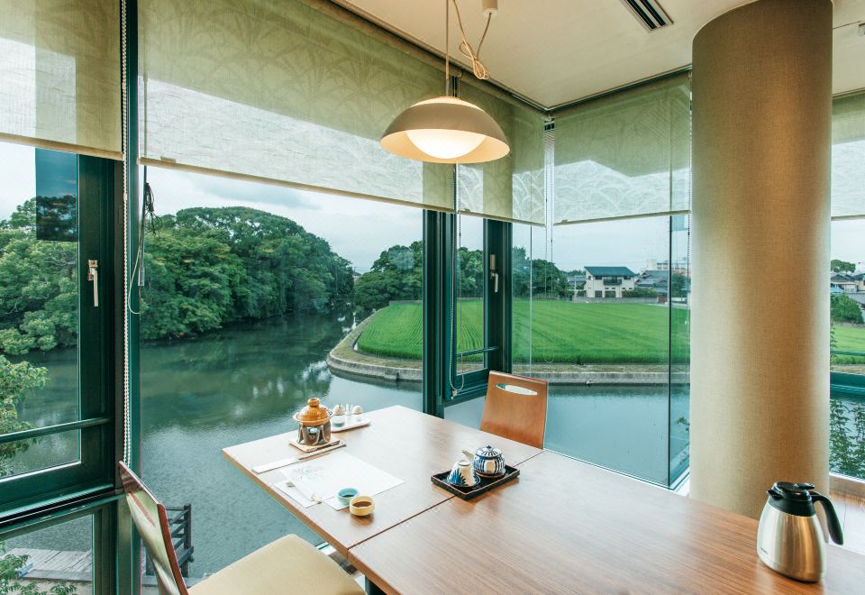 1. 카메노이 호텔 ..