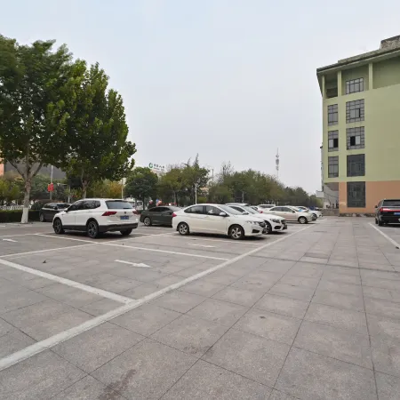 Nanyang City Hotel (Zhangzhou Weiwu Avenue)