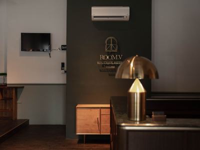 Room V Jalan Sultanah by SECOM