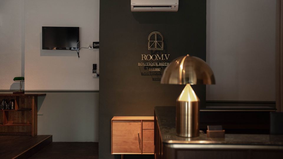 Room V Jalan Sultanah by SECOM