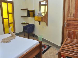 Plumeria Motel - Stone Town Zanzibar