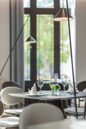 Blossom House  Shaoxing Shangyu Отели рядом с достопримечательностью «Zhejiang Construction Vocational and Technical College (Shangyu Campus)»