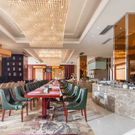 Hongji Xuanwu Hotel
