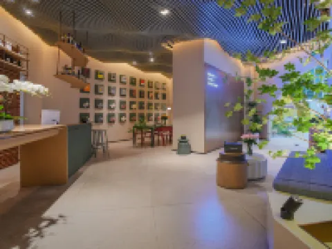 Shenzhen Dongmen Pedestrian Street RANZ Lanzi Hotel Hotels in Shenzhen