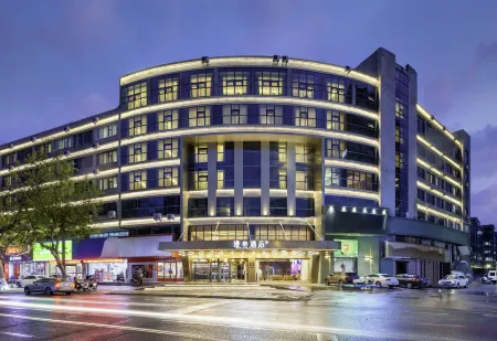 Nantong Renmin Middle Road Manxin Hotel Отели рядом с достопримечательностью «Jiangsu College of Engineering and Technology»