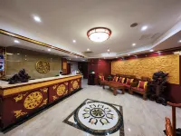 Jiafu Inn (Zhengzhou Railway Station Erqi Square)