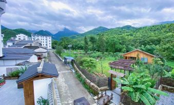 Huangshan Shuying Mountain Villa Art Theme Homestay
