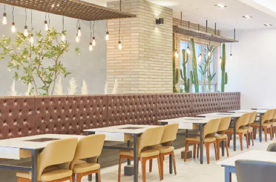 Jeonju Signature Hotel Отели рядом с достопримечательностью «Пхуннаммун в Чонджу»