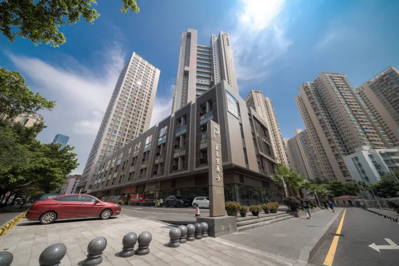 Hemu Holiday Apartment (Shenzhen Nanshan Zhengdong Famous Garden)