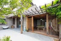 Gubei Water Town · Outdoor Private Hot Spring · Cuilu Mountain Residence Party Villa Hotels in Beijing Wtown