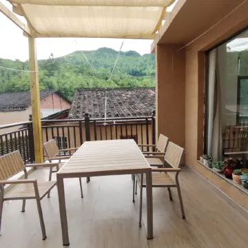Pingnan Xingfuli Homestay (Longtan Guzhen)