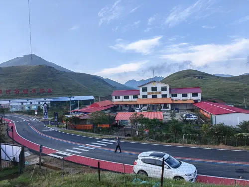 龍勝南山賓館 - 2 星級