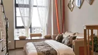 Lakeside Holiday Hotel (Kunming Sunac Dianchi Houhai Branch)