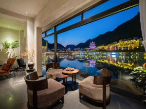 Zhenyuan  not late homestay