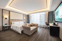 Xana Hotelle (Jinzhou Jiefang Road Donghu Bridge) Hotels in Linghai