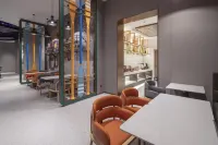 Ibis Styles (루가오 우위에 플라자)