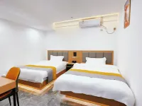 Yanji Jiaheju Holiday Hotel (Yanji Dinosaur Kingdom Korean Folk Village) - Pet friendly