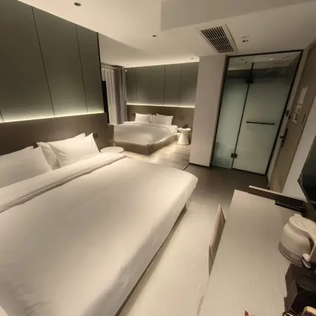 Sanpin Hotel (Suzhou Guanqian Pedestrian Street Pingjiang Road Branch)