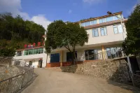 韶山勿忘澤恩客棧（銅像廣場店）