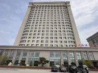 Xingcheng Haishanghai Hot Spring Hotel Hotels near First Bathing Beach