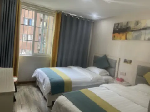 Wushan Meteor Hotel - Inns