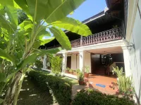 Luang Prabang Residence & Travel ( The Boutique Villa ) Hotel in zona Wat Pa Huak