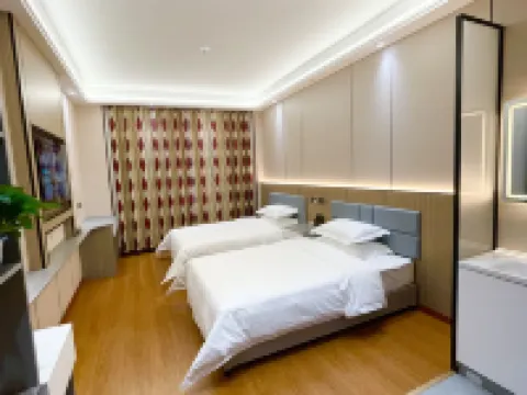 LangMuSi YUN JU Hol iday Hotel Hotel a Luqu