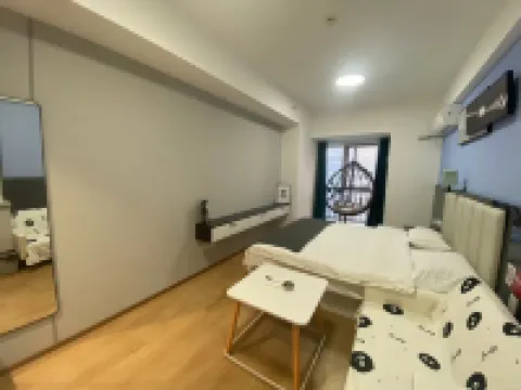 Xingyu Seaview Cinema Hotel Apartment