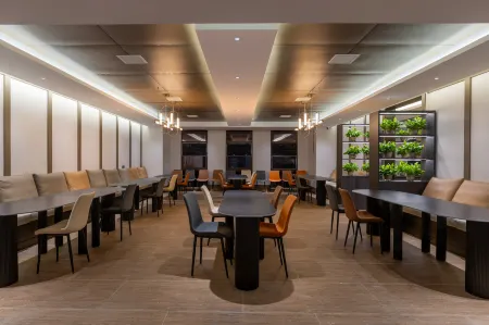 Mehood Hotel Nangtong Nengda Central Park branch Отели рядом с достопримечательностью «Nantong Normal College»