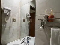 Yangqu Aizhilv Hotel Hotel di Yangqu