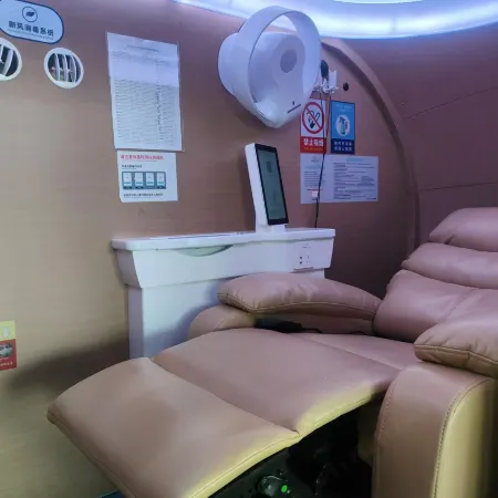 NAPHUBS Sleep Cabin in Kunming Changshui Airport
