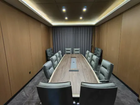 Zadoi Zhenxing Grand Hotel Отели в г. Цзадо