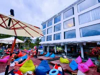Sanya Houhai Surfing Sea View Resort Homestay - Homestays