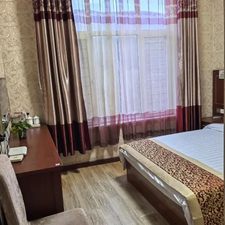 Banma Xunhua Hotel