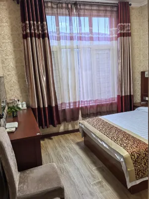 Banma Xunhua Hotel