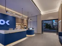 歡漫飯店（長沙賀龍體育館黃土嶺地鐵站店） 树木岭附近的飯店