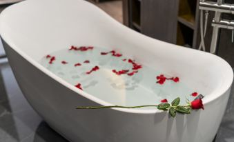 Xishuangbanna Jinghong Water Splashing Plaza Store