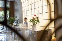 Xiangyang Earl Hotel